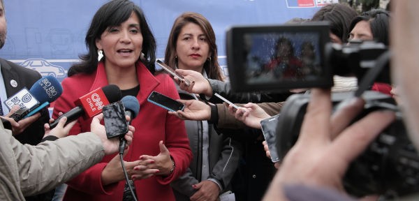 Ministra Paola Tapia anuncia inicio de operación de nueva pista solo bus en Matucana