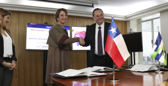 Chile y CAF liderarán el estudio de factibilidad para la primera puerta digital entre Sudamérica y Asia